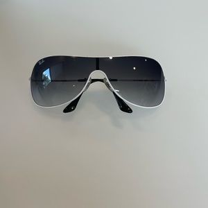 Ray-Ban Retro Sunglasses